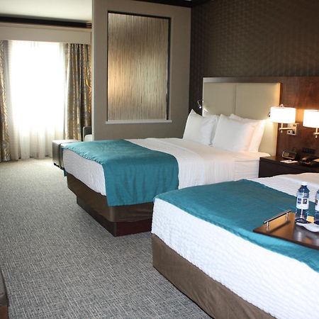 The Heritage Inn & Suites, Ascend Hotel Collection Garden City Exteriör bild