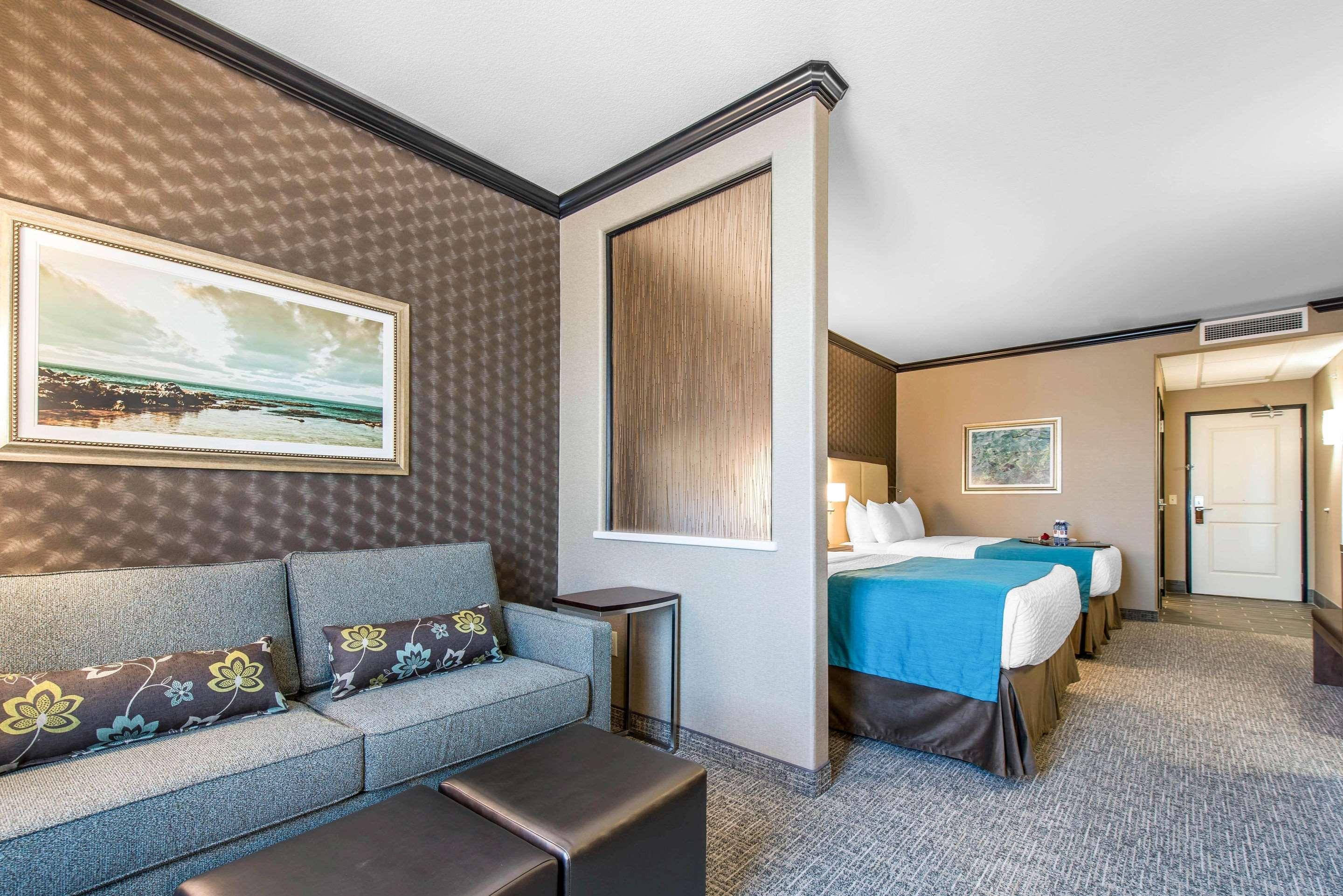 The Heritage Inn & Suites, Ascend Hotel Collection Garden City Exteriör bild