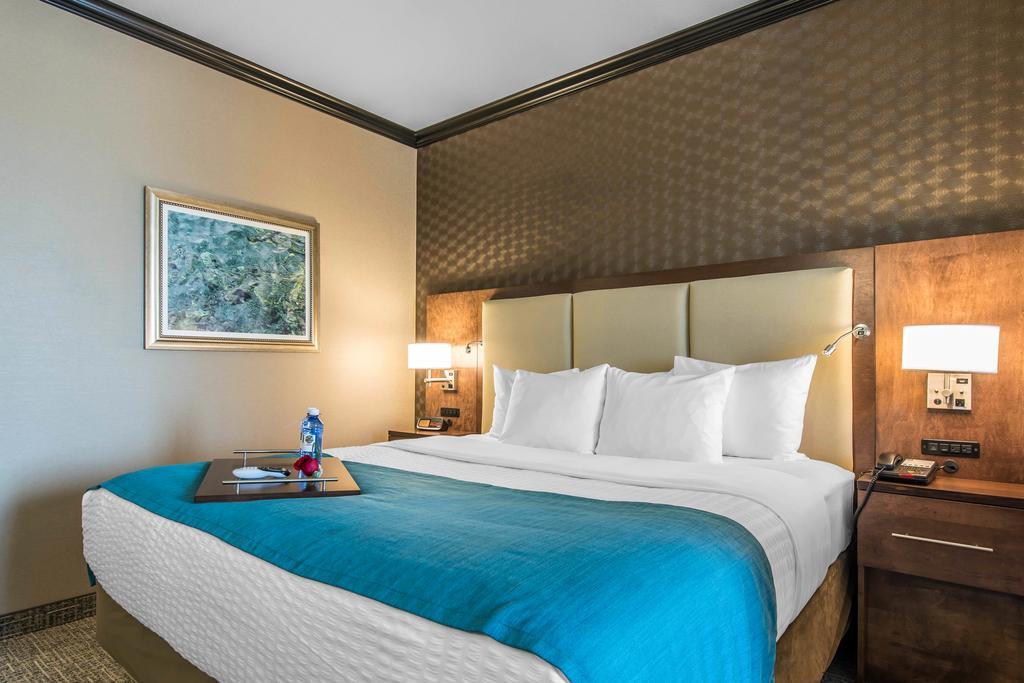 The Heritage Inn & Suites, Ascend Hotel Collection Garden City Exteriör bild