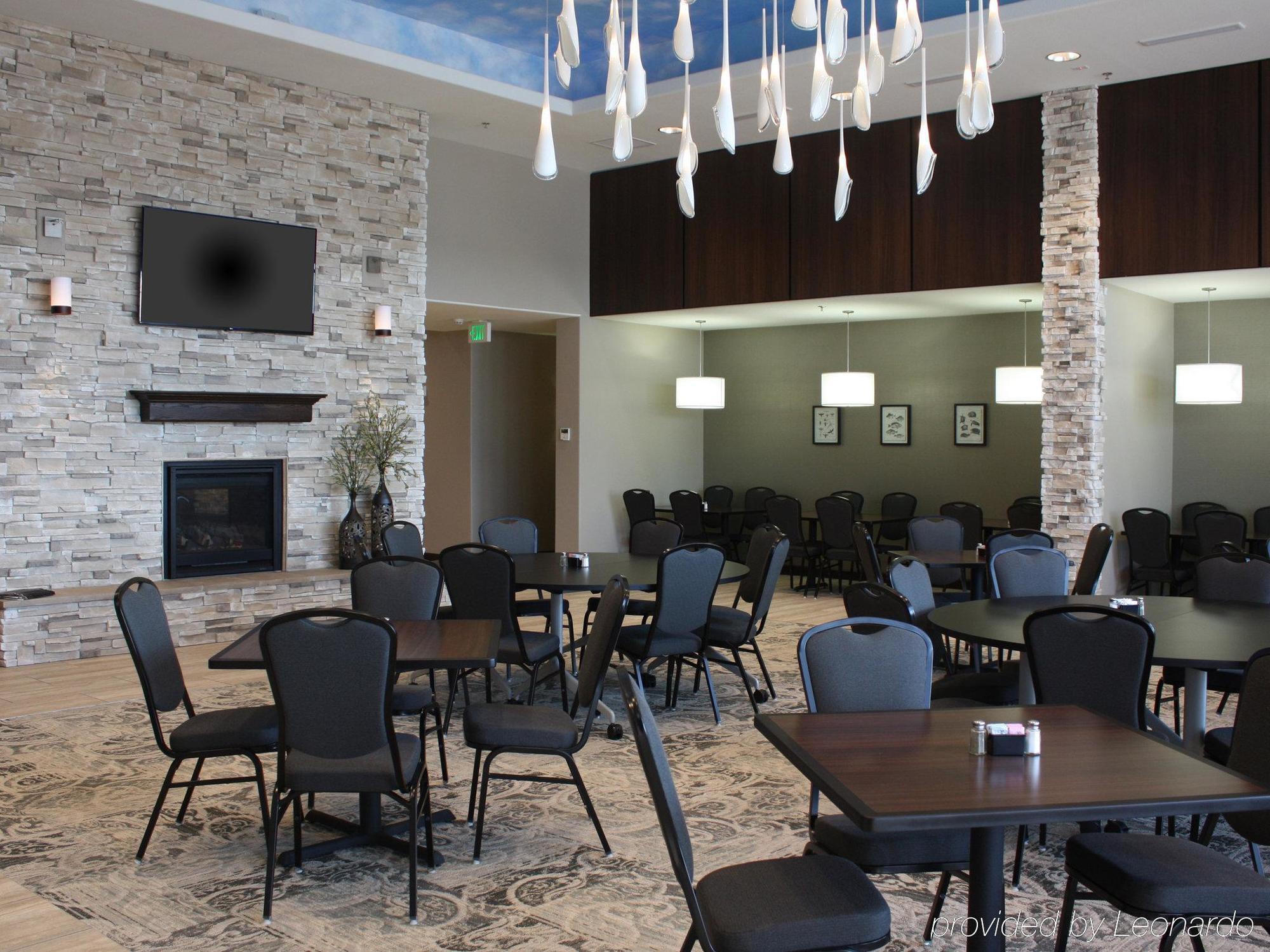 The Heritage Inn & Suites, Ascend Hotel Collection Garden City Exteriör bild